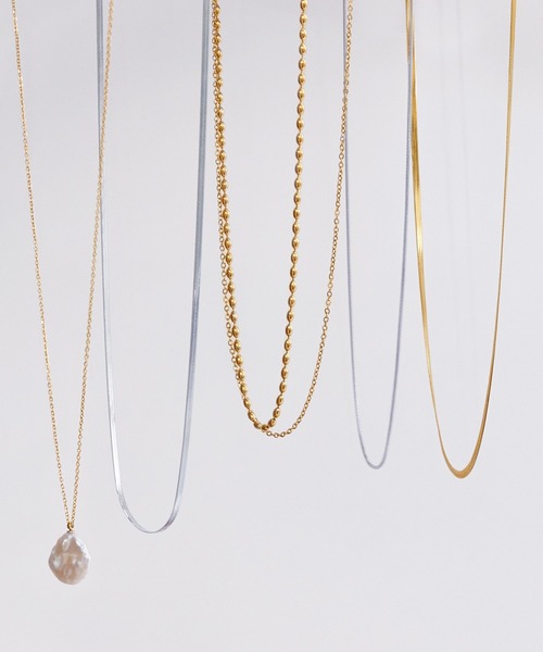 Phoebe（フィービィー）の「【金属アレルギー対応】ボールレイヤードネックレス/サージカルステンレス（ネックレス・レディース・イエローゴールド・FREE）」の11枚目の写真