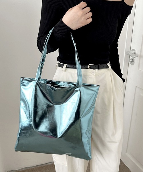 florist（フローリスト）の「【A4収納可】メタリックカラーシンプルトートバッグ（トートバッグ・レディース・オレンジ/チェリーピンク/グリーン/ゴールド/シルバー/ライトブルー・FREE）」の12枚目の写真