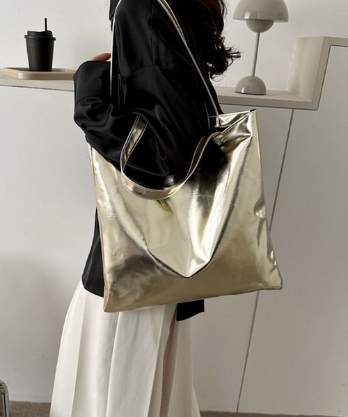 florist（フローリスト）の「【A4収納可】メタリックカラーシンプルトートバッグ（トートバッグ・レディース・オレンジ/チェリーピンク/グリーン/ゴールド/シルバー/ライトブルー・FREE）」の11枚目の写真