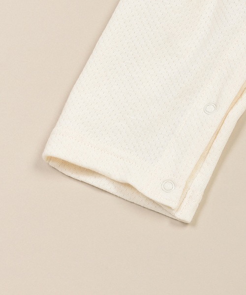 sense of wonder（センスオブワンダー）の「リバティエプロン付カバーオール（ロンパース・キッズ・ラベンダー/ピンク・70cm/80ｃｍ）」の12枚目の写真