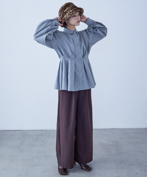 Fashion Letter(ファッションレター)の「ウエストタックボリュームスリーブシャツ(シャツ/ブラウス・レディース・オフホワイト/モカ/ブラック/ブルー・M)」の20枚目の写真