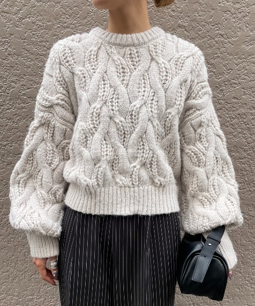 AIC.（エーアイシー）の「ケーブル編みショートニットトップス（ニット