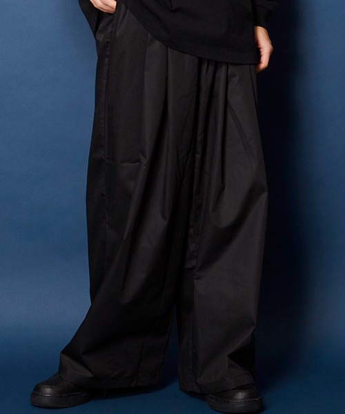 MEMENTISM（メメントイズム）の「2タック　ワイドストレート袴パンツ（デニムパンツ・メンズ・ブラック/グレー/ホワイト/スミクロ/ブラック系1/ブルー系1/その他1/その他2/ブルー系2/ブルー系3/その他3・FREE）」の4枚目の写真