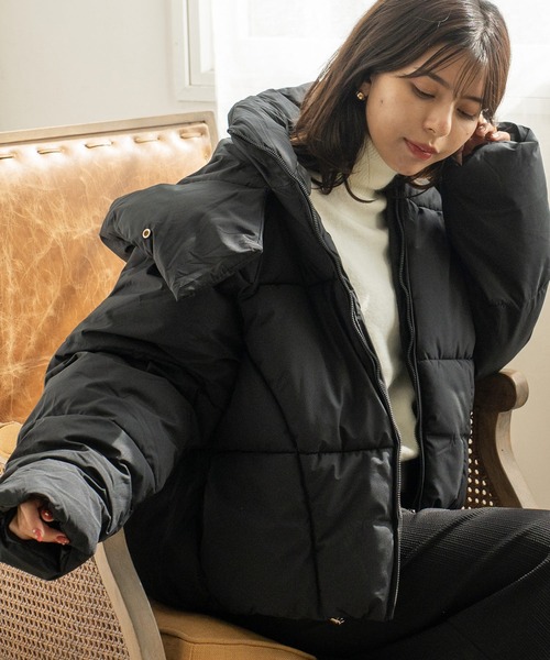 VitaFelice（ヴィータフェリーチェ）の「ボリューム中綿 ブルゾン パデッドジャケット（その他アウター・レディース・ブラック/アイボリー/イエロー・FREE）」の22枚目の写真