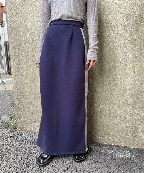 AIC.（エーアイシー）の「サイドライントラックロングスカート