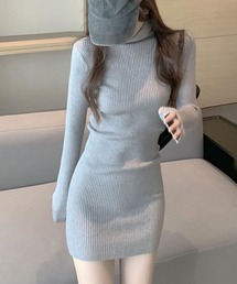 リブニットタートルネックワンピース