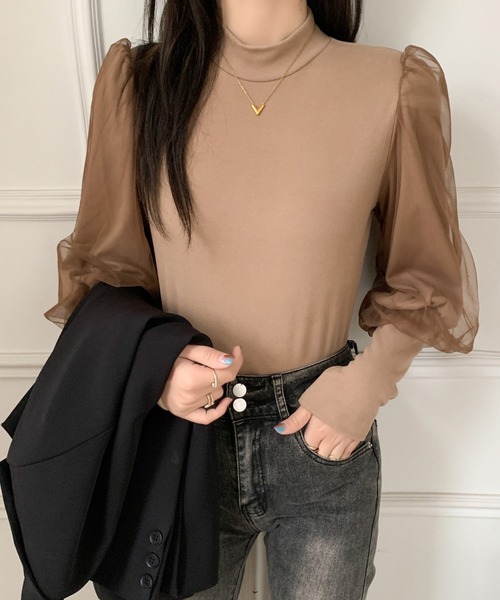 ECLIN(エクラン)の「袖ボリュウームチュールドッキングハイネックカットソー(Tシャツ/カットソー・レディース・ホワイト/ブラック/モカ・M/L/XL)」の21枚目の写真