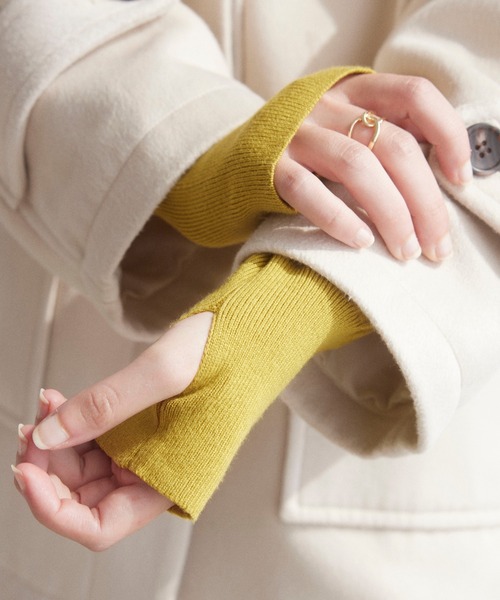 Formeque（フォルミーク）の「【Formeque】ロゴ刺繍タートルニット（ニット/セーター・レディース・ホワイト×ブラック/チャコールグレー/マスタード/レッド・FREE）」の21枚目の写真