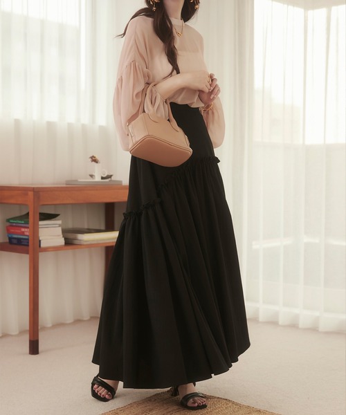 Meiru（メイル）の「ラウンドギャザーティアードスカート（スカート・レディース・ブラック/ライトベージュ/ホワイト・MEDIUM/SMALL/LARGE）」の5枚目の写真