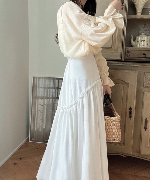 Meiru（メイル）の「ラウンドギャザーティアードスカート（スカート・レディース・ブラック/ライトベージュ/ホワイト・MEDIUM/SMALL/LARGE）」の8枚目の写真