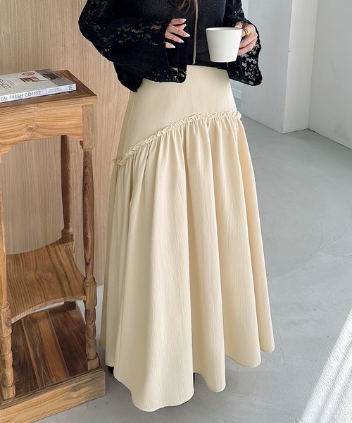 Meiru（メイル）の「ラウンドギャザーティアードスカート（スカート・レディース・ブラック/ライトベージュ/ホワイト・MEDIUM/SMALL/LARGE）」の15枚目の写真