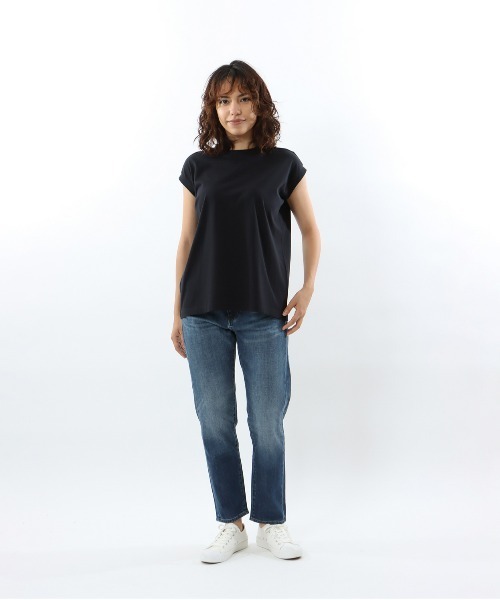 HANES(ヘインズ)の「【Hanes/ヘインズ】レディース スリーブレスTシャツ(Tシャツ/カットソー・レディース・ライトブルー/ブラック/ホワイト・FREE)」の16枚目の写真