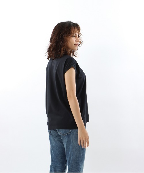 HANES(ヘインズ)の「【Hanes/ヘインズ】レディース スリーブレスTシャツ(Tシャツ/カットソー・レディース・ライトブルー/ブラック/ホワイト・FREE)」の15枚目の写真