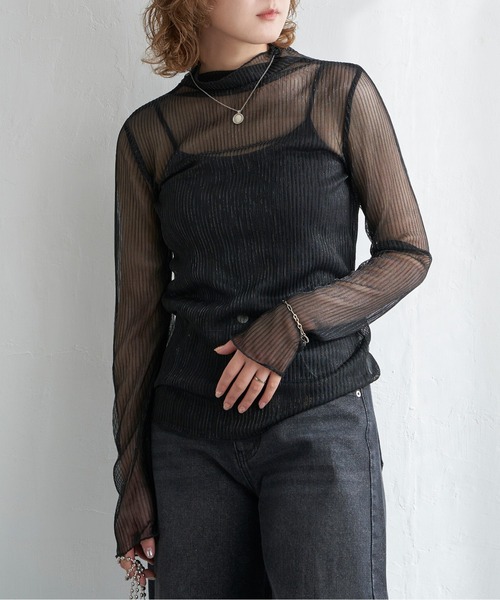 notch.(ノッチ)の「ラメプリーツシアートップス(Tシャツ/カットソー・レディース・シルバー/ブラック・M)」の2枚目の写真