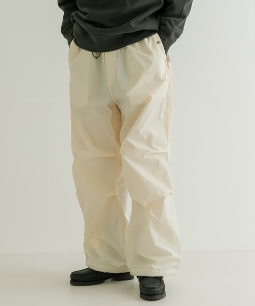 URBAN RESEARCH(アーバンリサーチ)の「『撥水』KOMATSU OVER PANTS(その他パンツ・メンズ・アイボリー/カーキ・MEDIUM/LARGE)」の5枚目の写真