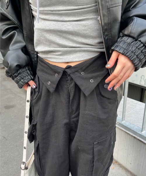 nemne store（ネンネストア）の「【Ne/Flim】デザインウェストカーゴパンツ（カーゴパンツ・レディース・ブラック/グレー・SMALL/MEDIUM）」の5枚目の写真