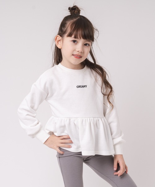 URBAN CHERRY(アーバンチェリー)の「フロントロゴ刺繍ペプラムスウェットトップス(Tシャツ/カットソー・キッズ・ホワイト/ブラック・110cm/120cm/130cm/140cm/150cm)」の4枚目の写真