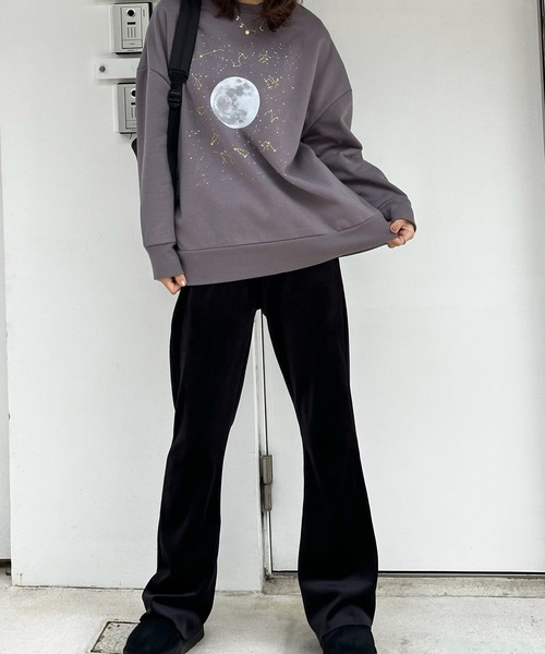 sandlessmoon（サンドレスムーン）の「moon star スウェット