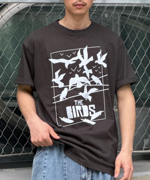 CIAOPANIC（チャオパニック）の「【ユニセックス】【Universalcollection/ユニバーサルコレクション】映画Tシャツ(ブラック)（Tシャツ/カットソー・レディース・グレー系その他/ブラック系その他/グレー/ブラック/グレー系その他6/グレー系その他5/グレー系その他4/グレー系その他3/グレー系その他2/ブラック系その他4/ブラック系その他3/ブラック系その他2/ブラウン系その他2/ブラウン系その他/カーキ/オリーブ/ブラウン/ダークブラウン/ブラウン系その他3/キャメル/ブロンズ/モカ・XL）」の6枚目の写真