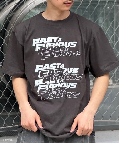 【ユニセックス】【Universalcollection/ユニバーサルコレクション】映画Tシャツ(ブラック)(Tシャツ/カットソー)|CIAOPANIC(チャオパニック) 【ユニセックス】【Universalcollection/ユニバーサルコレクション】映画Tシャツ(ブラック)(Tシャツ/カットソー)|CIAOPANIC(チャオパニック)