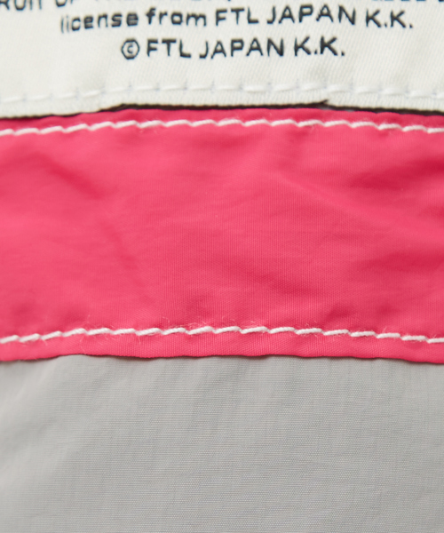 FRUIT OF THE LOOM(フルーツオブザルーム)の「【FRUIT OF THE LOOM】ナイロントートバッグ S / レトロ(ショルダーバッグ・レディース・ブルー/アイボリー/チャコールグレー/ブラック・フリー)」の16枚目の写真