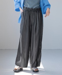 LOWRYS FARM | ウエストフリルワイドパンツ　111741(デニムパンツ)