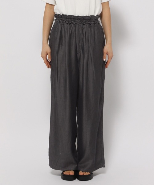 LOWRYS FARM（ローリーズファーム）の「ウエストフリルワイドパンツ　111741（デニムパンツ・レディース・ブラック/ブルー・FREE）」の11枚目の写真