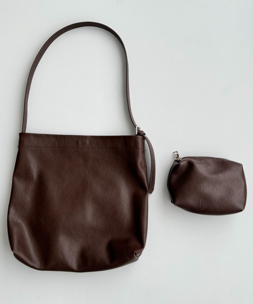 CANAL JEAN（キャナルジーン）の「El mar　ソフトクロスボディーバッグ（ショルダーバッグ・レディース・ブラウン/ブラック・ONE SIZE）」の9枚目の写真