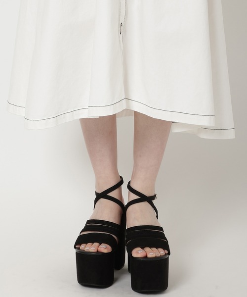 REDYAZEL（レディアゼル）の「デニムポケットパワショルロングワンピース（ワンピース・レディース・ネイビー/ブルー/オフホワイト・FREE）」の14枚目の写真