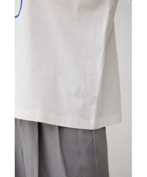 AZUL by moussy（アズールバイマウジー）の「プリントロゴTシャツ（Tシャツ/カットソー・レディース・オフホワイト/グレー系その他2/レッド/グリーン・FREE）」の13枚目の写真