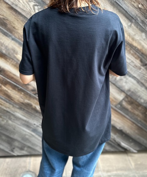 mi via loca(ミヴィアロカ)の「FRUIT OF THE LOOM ParisロゴTシャツ 【MVL027 ※2A】(Tシャツ/カットソー・レディース・ブラック/ナチュラル/オフホワイト・LARGE)」の11枚目の写真