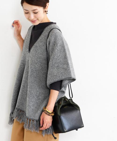 BEAUTY&YOUTH UNITED ARROWS(ビューティーアンドユースユナイテッドアローズ)の「【別注】BY∵ KIRALY コンビドローストリングショルダー◆(ショルダーバッグ・レディース・ブラック/ワイン・フリ-)」の1枚目の写真