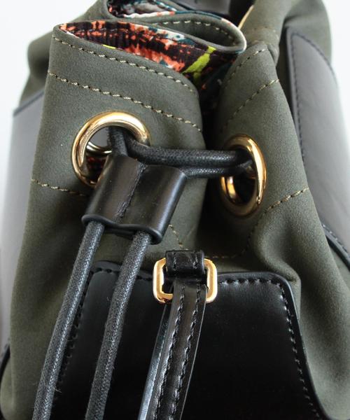 BEAUTY&YOUTH UNITED ARROWS(ビューティーアンドユースユナイテッドアローズ)の「【別注】BY∵ KIRALY コンビドローストリングショルダー◆(ショルダーバッグ・レディース・ブラック/ワイン・フリ-)」の3枚目の写真