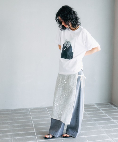 LEPSIM（レプシィム）の「【FOR I SERIES】プリントフォトT　131929（Tシャツ/カットソー・レディース・ブラック/オフホワイト・FREE）」の15枚目の写真