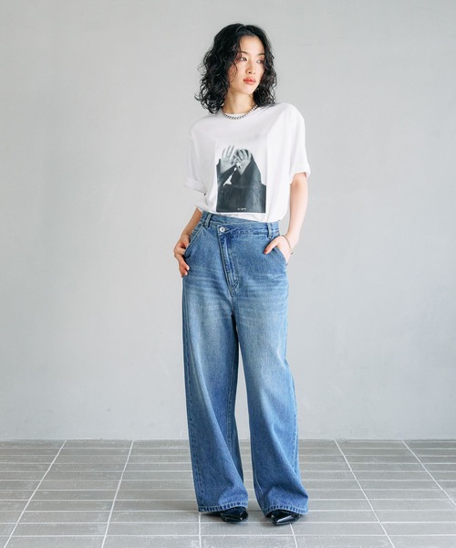 LEPSIM（レプシィム）の「【FOR I SERIES】プリントフォトT　131929（Tシャツ/カットソー・レディース・ブラック/オフホワイト・FREE）」の18枚目の写真