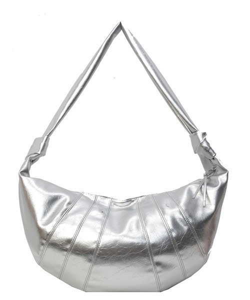 gossip!ロサンゼルス(ゴシップロサンゼルス)の「大容量 クロワッサンバッグ A4収納可能(ショルダーバッグ・レディース・ブラック/シルバー/オフホワイト/ワイン/グリーン・FREE)」の7枚目の写真