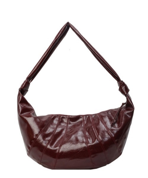 gossip!ロサンゼルス(ゴシップロサンゼルス)の「大容量 クロワッサンバッグ A4収納可能(ショルダーバッグ・レディース・ブラック/シルバー/オフホワイト/ワイン/グリーン・FREE)」の6枚目の写真