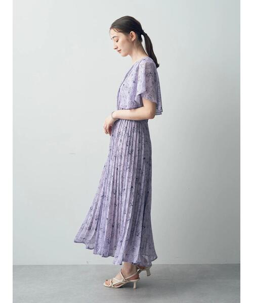 【セール】ラインフラワー柄プリーツワンピース(ワンピース)|YECCA VECCA(イェッカヴェッカ) 【セール】ラインフラワー柄プリーツワンピース(ワンピース)|YECCA VECCA(イェッカヴェッカ)