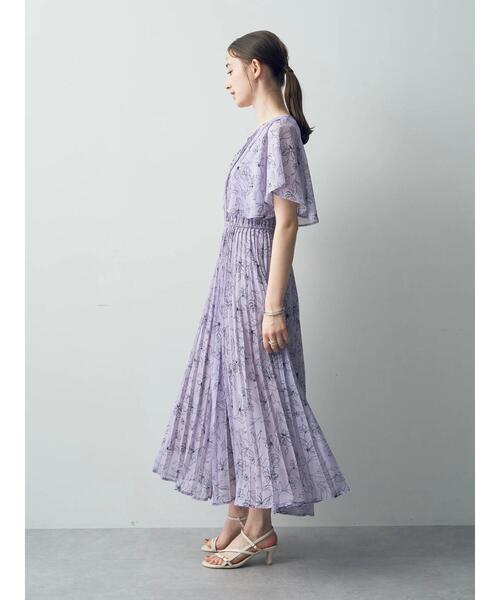 【セール】ラインフラワー柄プリーツワンピース(ワンピース)|YECCA VECCA(イェッカヴェッカ) 【セール】ラインフラワー柄プリーツワンピース(ワンピース)|YECCA VECCA(イェッカヴェッカ)