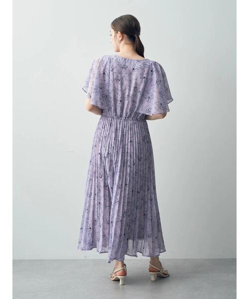 【セール】ラインフラワー柄プリーツワンピース(ワンピース)|YECCA VECCA(イェッカヴェッカ) 【セール】ラインフラワー柄プリーツワンピース(ワンピース)|YECCA VECCA(イェッカヴェッカ)