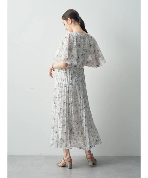 【セール】ラインフラワー柄プリーツワンピース(ワンピース)|YECCA VECCA(イェッカヴェッカ) 【セール】ラインフラワー柄プリーツワンピース(ワンピース)|YECCA VECCA(イェッカヴェッカ)