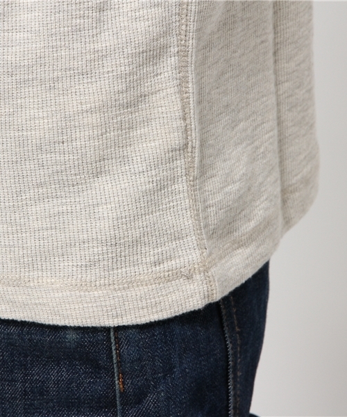 SHIPS（シップス）の「SA: ヴィンテージ サーマル クルーネック ロングスリーブ Tシャツ（Tシャツ/カットソー・メンズ・グレー/ダークグレー/ネイビー/オフホワイト・SMALL/MEDIUM/LARGE/X-LARGE）」の10枚目の写真