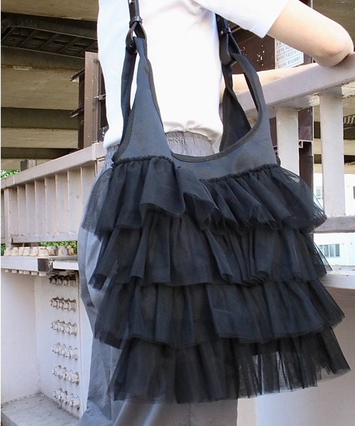 Scrap Book(スクラップブック)の「【Scrap Book】フリルバッグ(トートバッグ・レディース・ブラック/グレー・FREE)」の18枚目の写真