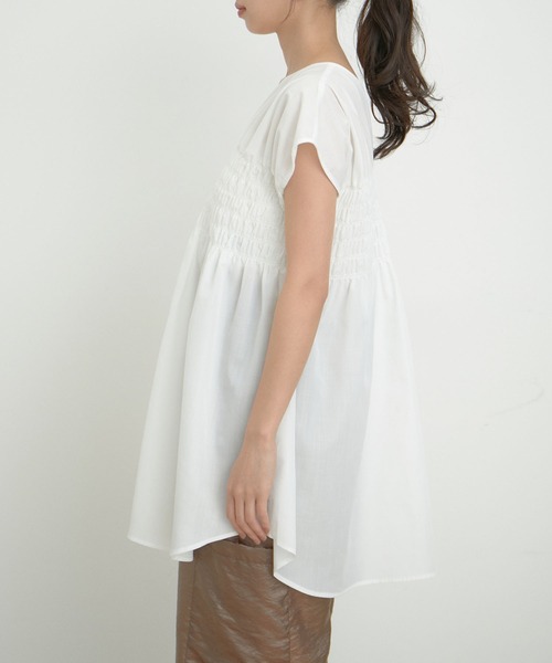 VIS(ビス)の「【洗える】ゆるVネックシャーリングシャツブラウス(シャツ/ブラウス・レディース・ホワイト/サックスブルー/ピンク系その他2・FREE)」の14枚目の写真