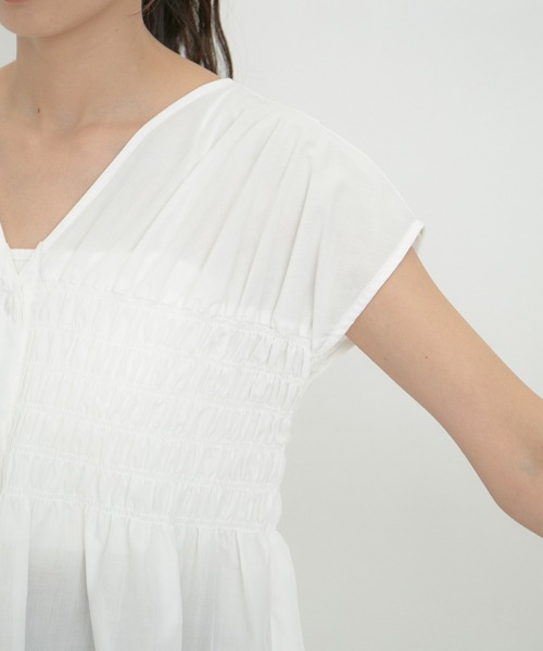 VIS(ビス)の「【洗える】ゆるVネックシャーリングシャツブラウス(シャツ/ブラウス・レディース・ホワイト/サックスブルー/ピンク系その他2・FREE)」の17枚目の写真