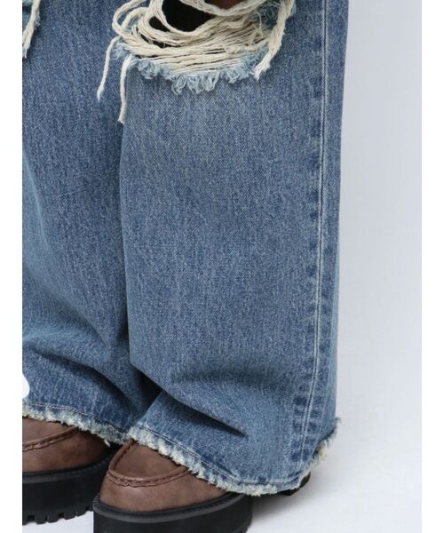 EMODA（エモダ）の「リップドワイドジーンンズ（デニムパンツ・レディース・ライトブルー/グレー・SMALL/MEDIUM）」の12枚目の写真