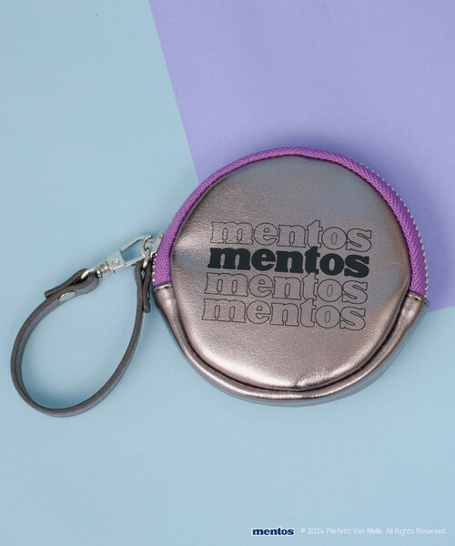 BIRTHDAY BAR(バースデイバー)の「【mentos メントス】メタリックレザーコインケース(財布・レディース・シルバー/シルバー系その他・0)」の2枚目の写真
