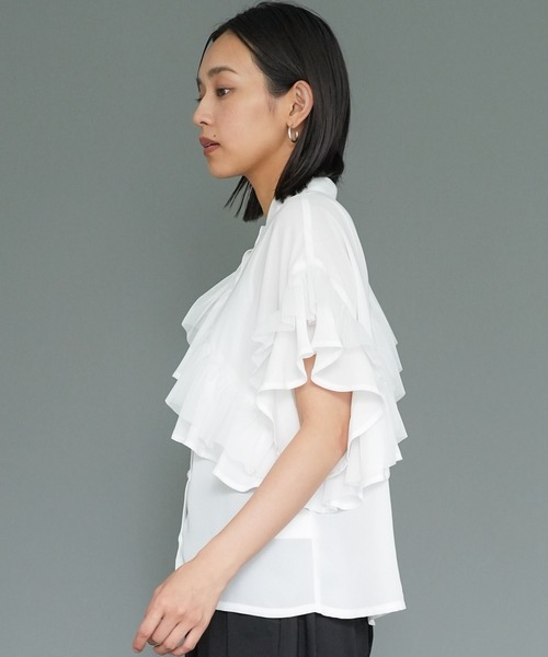mili an deni（ミリアンデニ）の「ダブルフリルブラウス（シャツ/ブラウス・レディース・ブラック/オフホワイト/サックスブルー・M）」の11枚目の写真