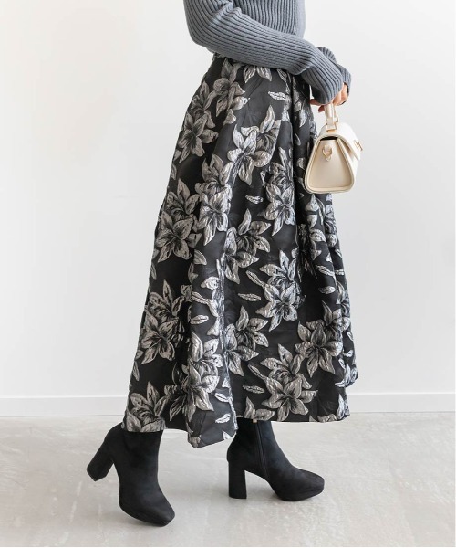 RANDA（ランダ）の「フラワージャガードフレアスカート（スカート・レディース・ブラック/グレー/ホワイト・0/1）」の5枚目の写真