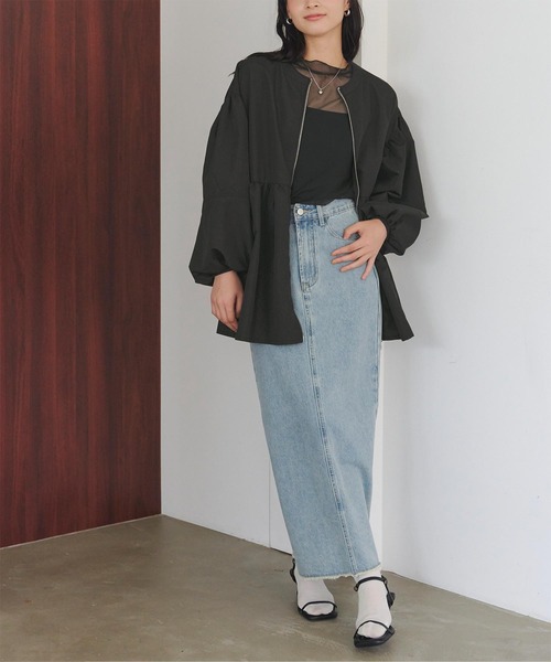 titivate(ティティベイト)の「前ジップペプラムブラウス/ジャケット(シャツ/ブラウス・レディース・オフホワイト/ブルー/ブラック・FREE)」の8枚目の写真